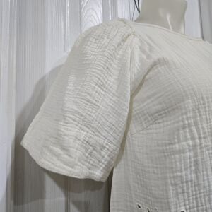 Chelsea & Theodore Cream Blouse